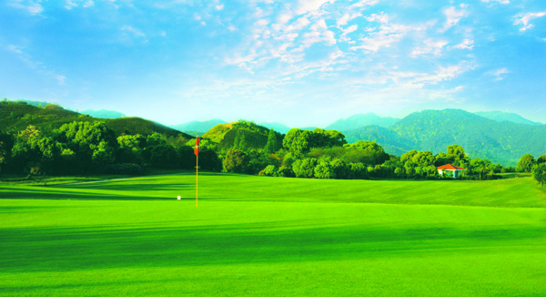 风景秀丽的高尔夫球场图片