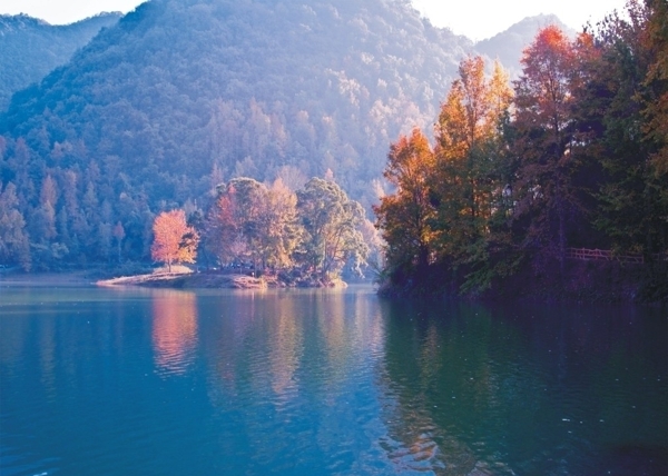 枫湖风景图片