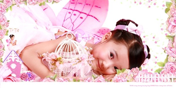 粉色的童年女孩相册套图设计psd图片