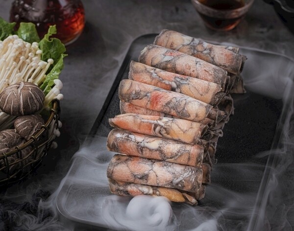 美食火锅鱼片食物肉卷食材图片