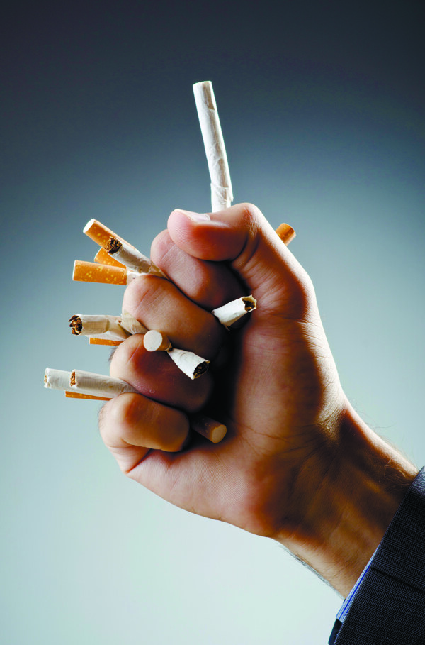 创意禁烟广告图片