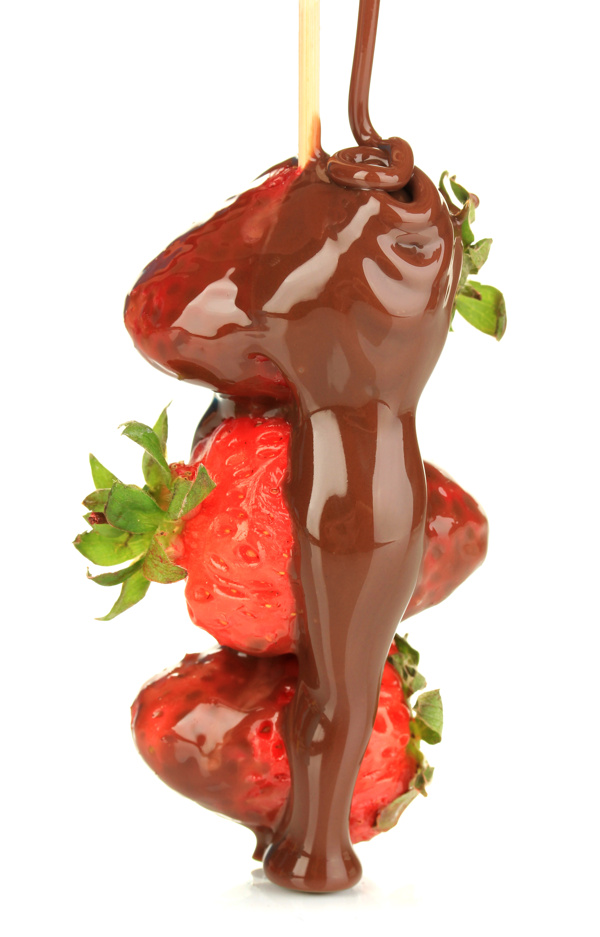 流淌的巧克力和草莓图片