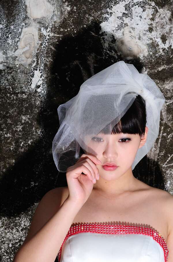 中国模特张佳宁婚纱图片