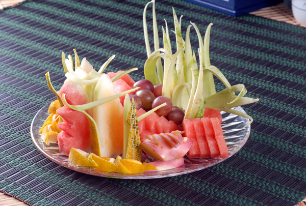 新鲜脆甜水果果盘
